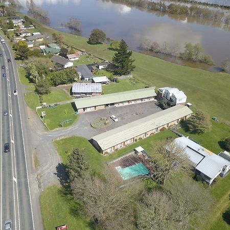 North End Motel Huntly Esterno foto