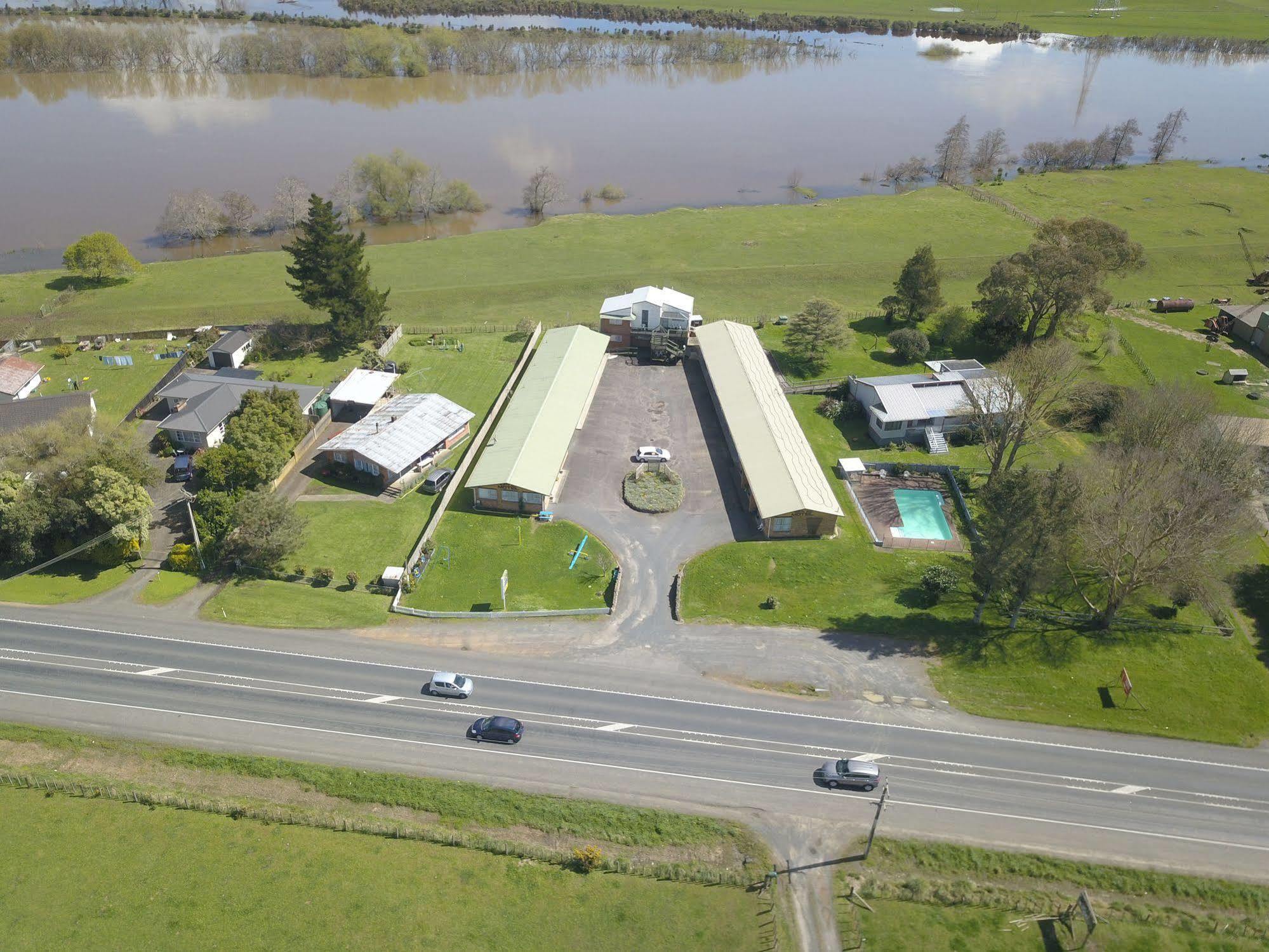 North End Motel Huntly Esterno foto